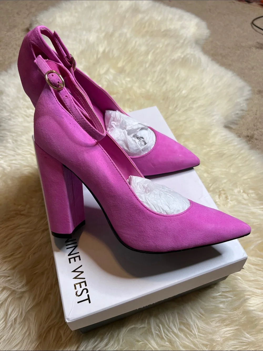 NIB Nine West Plana Pump Magenta Suede - Size 7 Barbie Block Heel Ankle Strap